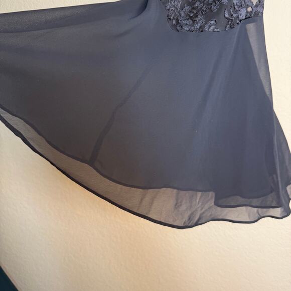 Lingerie Cacique Babydoll Slip Dress Women Medium Black Velvet Burnout VTG Sheer - Picture 8 of 10